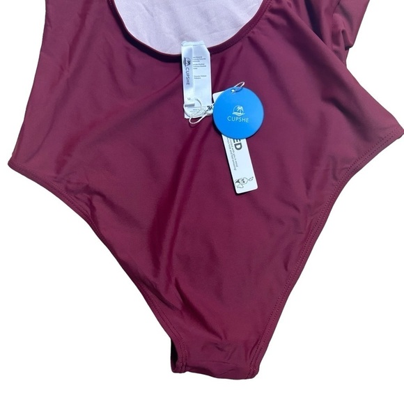 Cupshe Keeping it Cool Keyhole High Neck One Piece Swimsuit Women’s US M - Picture 5 of 7